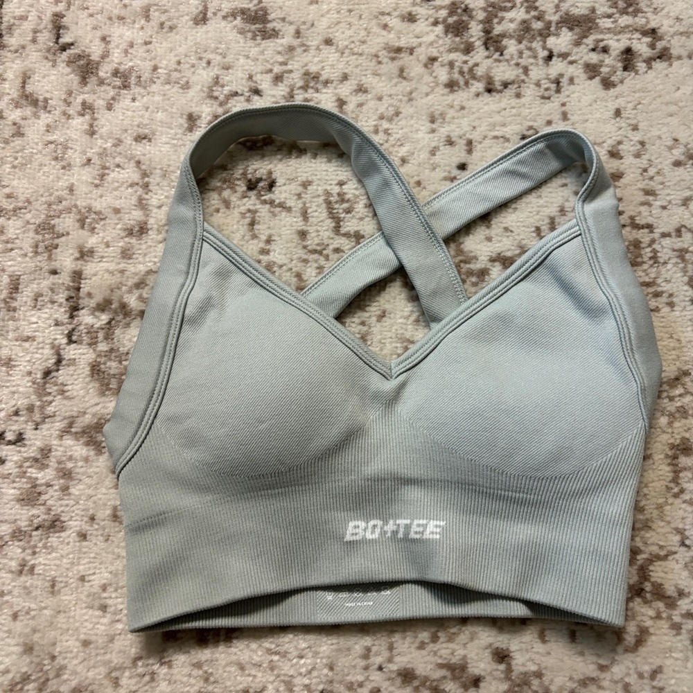 Bo + Tee workout sports bra
